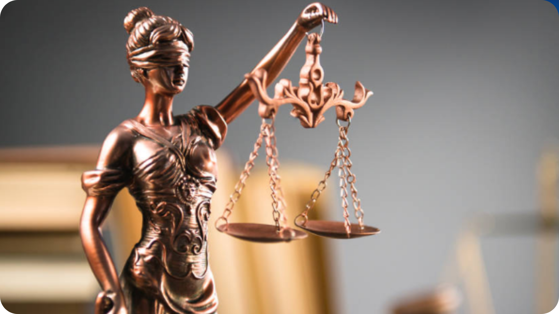 Public Defender vs Private Attorney: Which One Is Better for Your Case?